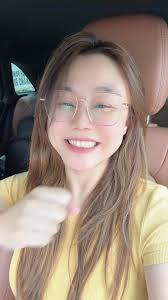 Monday Blue ? 哼～ 你太年轻了… Monday is the best ** 饺子～妈妈还是爱你的#rootye #red...