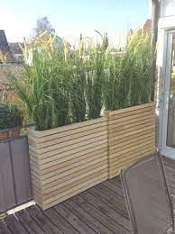 More images for brise vue graminée » conservez votre intimité au sein de vos espaces extérieur, balcons ou terrasses en nous demandant de réaliser un brise vue au design unique et sur mesure. Brise Vue Balcon Idees Originales En 28 Photos Sympas Balcon Brisevue Idees Original Cheap Backyard Backyard Fence Design