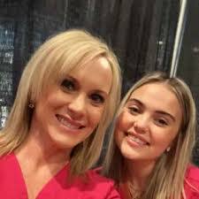 Megan Day's Instagram, Twitter & Facebook