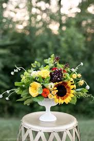Cut above martha stewart and kevin sharkey in a field of flowers. Gorgeous Dinner Party With Iced Tea Bar Ideas Beautiful Flower Arrangements Flower Arrangements Summer Flower Arrangements