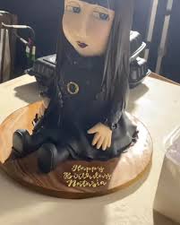 Lady Red's Costuming