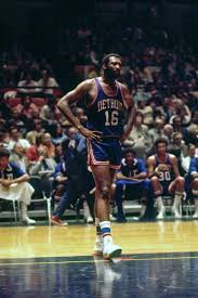 That changed with the nike kd v, when they were raised to $115. Size 22 Shoes 10 Players With The Biggest Feet In Nba History Fadeaway World