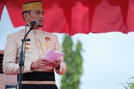 Ijazah sekolah tidak mempunyai arti penting tetapi hanya sebagai ukuran derajat atau kepandaian. 2020 Gaji Honorer Pemkab Gowa Akan Dinaikkan Sulselekspres Com