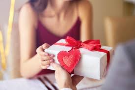 This valentine's day, whether you want to show your love for your partner, friends, or children, you can find a thoughtful and unique gift idea here. 26 Valentine Gift Ideas For Someone Who Just Moved Mymove