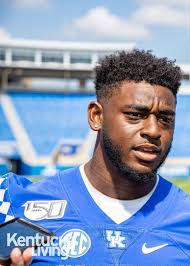 Kentucky takes the field