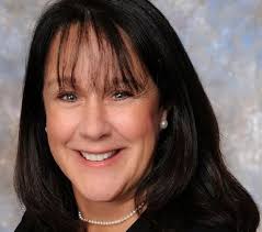 Cynthia Mccarthy's Instagram, Twitter & Facebook