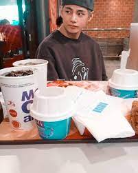 Fans eager for the bts meal at mcdonald's will be excited to hear that collaboration goes beyond nuggets. Imagine Walking In Mcdonalds And Seeing The Kim Taehyung Taehyung Tae Bts V Taetae Kimtaehyung Kpop Ide Kencan Pacar Pria Fotografi