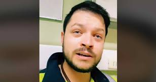 “Se la llevó la que recibe $1 millón”: conocido doctor se cansa de supuesto  incumplimiento de ex y se agarra con vecinos