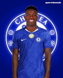 Chelsea are ready to make Vinícius Júnior their record signing, with an  offer around €150M, per Fichajes!💙🤑💰 The plan: Vinícius on the left,  Estêvão on the right, João Pedro through the middle —