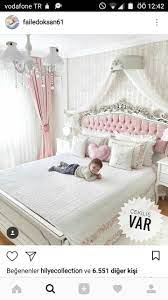 Girls white bedroom furniture : Beli Figuralni Tapeti I Byala Boya Girl Bedroom Decor Pink Bedroom Design Bedroom Decor