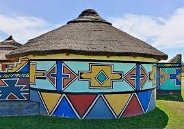 13 dias desde cidade do cabo. Em Ndebeles Africa Do Sul Fachadas Das Casas Sao Coloridas Por Mulheres Ftcmag African Hut House Painting African Paintings