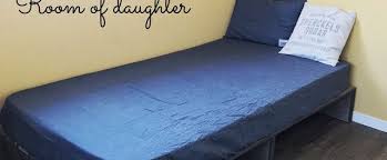 diy初心者さんも作れる 簡単な工程で作れるベッドフレームの作り方 ベッドフレーム 模様替え ベッド