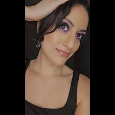 🍎🍂 Sweet treats, orchard apples, and pumpkin-spiced adventures. Our  Autumn Roadtrip Collection is autumn in every candle.