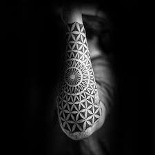 Traditional mandala tattoo #mandalatattoo traditional mandala tattoo #mandalatattoo #mandala. Outer Unterarm Super Jungs Blume Des Lebens Tattoos Flower Of Life Tattoo Geometric Tattoo Tattoo Designs Men