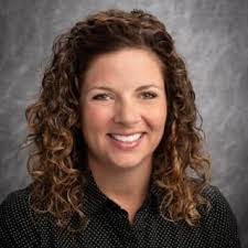 Mary Bosman's Instagram, Twitter & Facebook