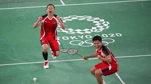 Salah satunya dengan menggelar sparring atau latih tanding melawan ganda putra. Svgwb6fvcf2kdm