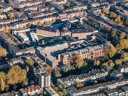 luchtopname van de noordsingel aan de bijzondere stervorm is de gevangenis te onderscheiden rotterdam gevangenis stad