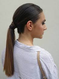 9 Best Job Interview Hairstyles For Women With Long Hair Seasonoutfit Interview Hairstyles Job Interview Hairstyles Business Hairstyles