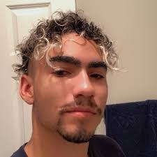 Royal Jackson's Instagram, Twitter & Facebook