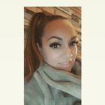 Karla Bragg's Instagram, Twitter & Facebook