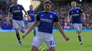 Jude bellingham prefers to play with right foot. Manchester United Willing To Make 24 Million Euros Offer For Jude Bellingham