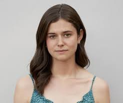 The new Isabella and Edgar Linton (allegedly)… : r/EFsWutheringHeights