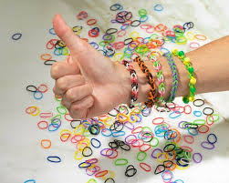 Diese anleitung zum armbänder selber machen sieht im ersten moment komplizierter aus, als sie ist: Armbander Selber Machen Anleitung Ideen Knupfen Armband Selber Machen Anleitung Armband Selber Machen Selber Machen Anleitungen