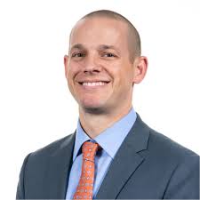 sportsbusiness #sportsbiz #businesspodcast #linkedinsports