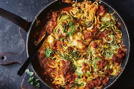 17 Minute Frying Pan Bolognaise With Zucchini Spaghetti Recipe How To Make Bolognese Bolognese Recipe Italian Comfort Food