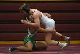 TH South wrestling knocks Panthers off pedestal to take sectional title