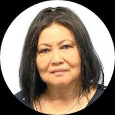 Myrna Peterson's Instagram, Twitter & Facebook