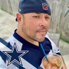 What are the best cabin and fishing pier rentals in Arroyo City?