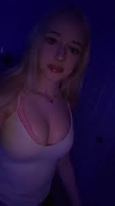 Brynn Bennett's Instagram, Twitter & Facebook