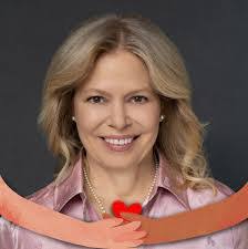 Robin Easter's Instagram, Twitter & Facebook