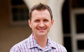 S8E6—Tracking Tech & Faith for a Decade—With John Dyer — Device & Virtue