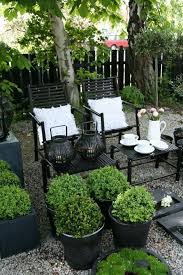 1001 Idees Pour Amenager Un Petit Jardin Des Photos Pour S Inspirer Amenagement Jardin Amenager Petit Jardin Beaux Jardins