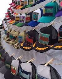 50 Finest Diy Hat Rack Ideas For Your Hat Organizer Diy Hat Display Hat Display Ideas Hat Display