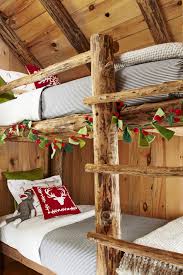 To feel the spirit of christmas from the moment of awakening, you need to decorate your bedroom. 90 Diy Christmas Decorations Easy Christmas Decorating Ideas