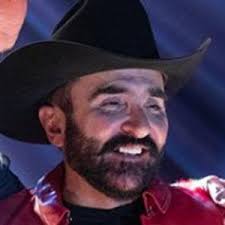 Saca siempre la mejor versión de ti. Vicente Fernandez Jr Cantante De Musica Mundial Biografia Datos Familia Famous Birthdays