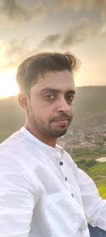 IN ROME .....with my group. And with my #Italian friend, by the  #trevifountain . Our #AMERICAN #nriindians enjoying a show around in ROME.  Call Mumbai Memoirs:A Boutique Travel Company Mumbai ☎️+919820073757 Unnati