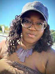 Vooglam glasses sold out