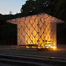 Japanese Architect Kengo Kuma Built This Temporary Hut Using Cedar Etfe Plastic And Magnets To Pay Tribut Temporary Architecture Kengo Kuma Japanese Architect