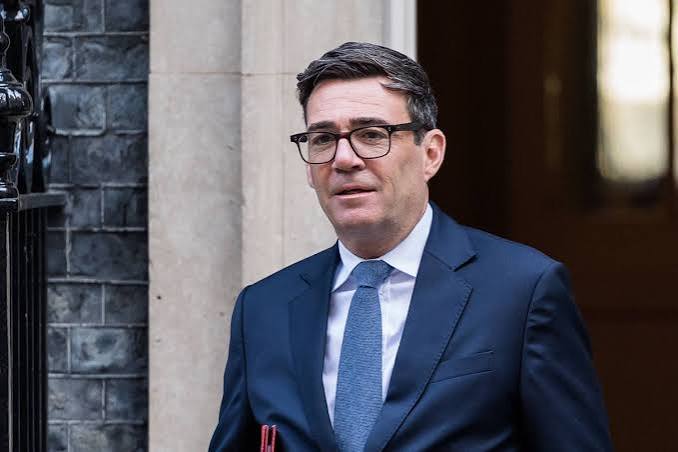Andy Burnham wants 'honest discussion' on EU freedom of movement return - The Mirror
