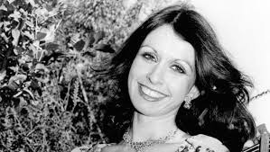 Kate Ferguson's Instagram, Twitter & Facebook