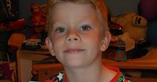 Madhouse Family Reviews: Picture book review : Pigs Might Surf