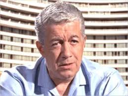 Who is Austin Willis dating? Austin Willis girlfriend, wife