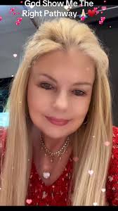 I just pray🙏🏻 that God will show me the right pathway to go because this  life is very difficult sometimes  🙏🏻♥️##rosecottege527##love##camperlifestyle