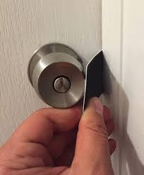 Das öffnen einer tür mit einer karte funktioniert nur, wenn die neigung des riegels zu ihnen zeigt. Ausgesperrt Was Nun Freshouse