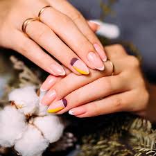 Sharper than ovals but less dangerous than stilettos. Fresh Designs To Enhance Your Almond Nails Naildesignsjournal