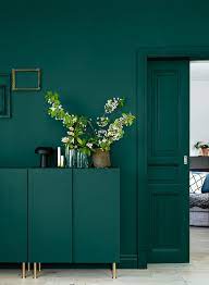 The Girl With Green Sofablog